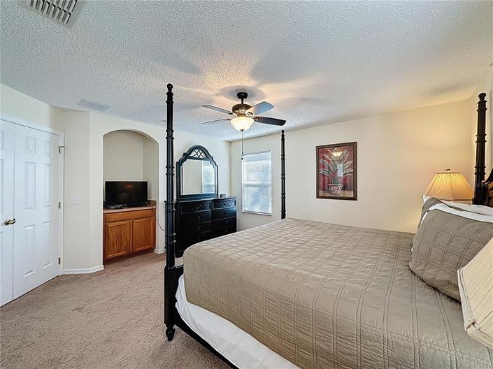 Image No.37-4 Bed Property for sale