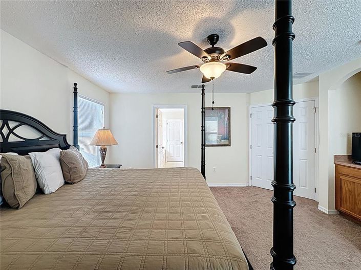 Image No.40-4 Bed Property for sale