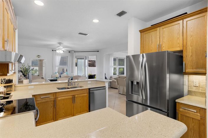 Image No.11-3 Bed Property for sale