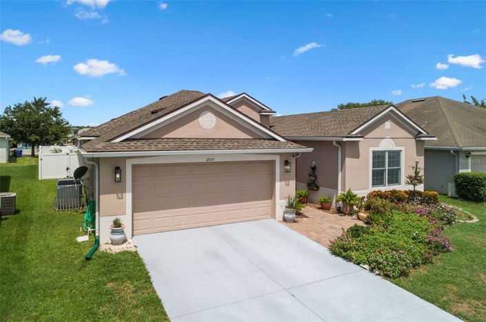 Image No.3-3 Bed Property for sale