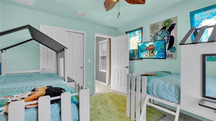 Image No.53-5 Bed Townhouse for sale