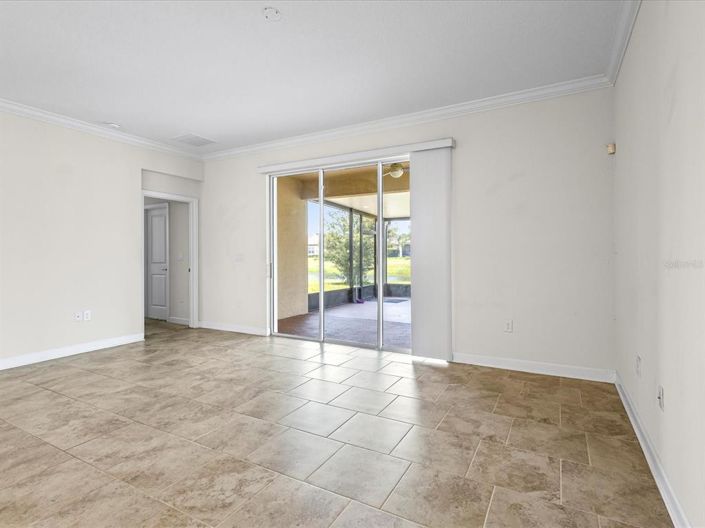 Image No.8-Propriété de 4 chambres à vendre à Davenport