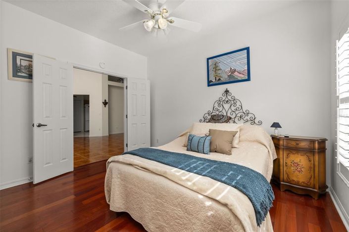 Image No.23-3 Bed Property for sale