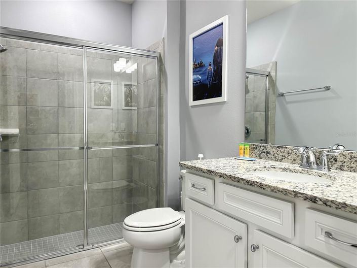 Image No.17-5 Bed Townhouse for sale