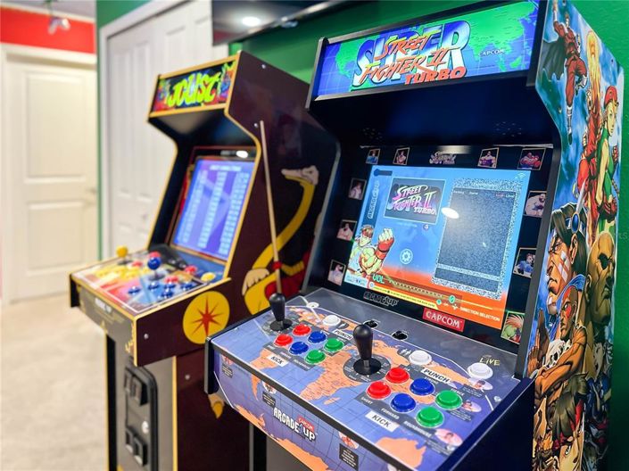 Image No.40-5 Bed Townhouse for sale