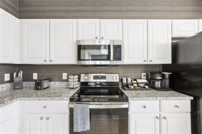 Image No.13-7 Bed Property for sale