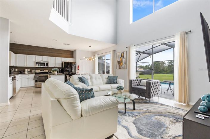 Image No.21-7 Bed Property for sale