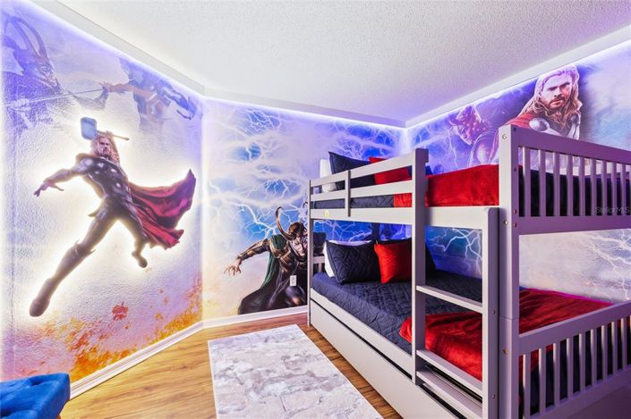 Image No.4-7 Bed Property for sale