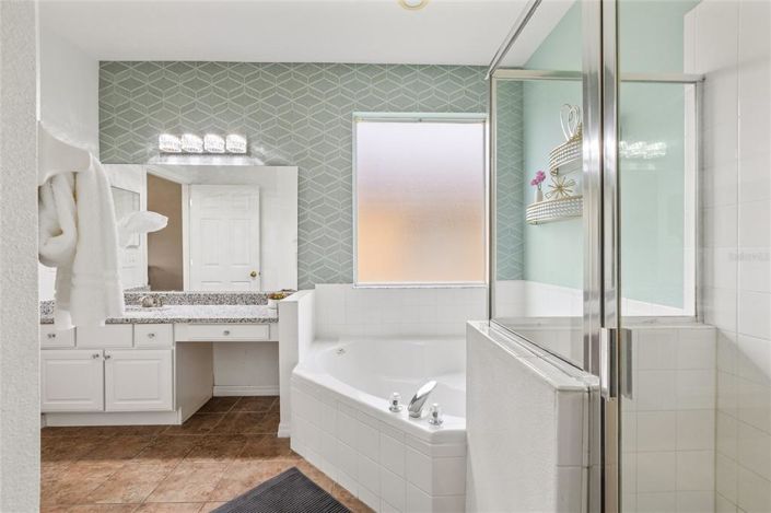 Image No.44-7 Bed Property for sale