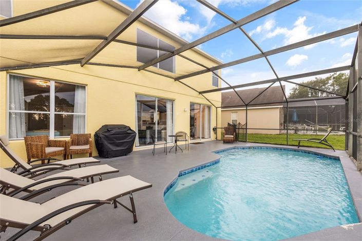 Image No.56-7 Bed Property for sale