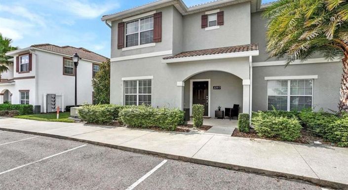 Image No.1-Maison de ville de 5 chambres à vendre à Kissimmee