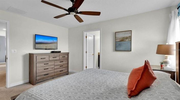 Image No.10-5 Bed Townhouse for sale