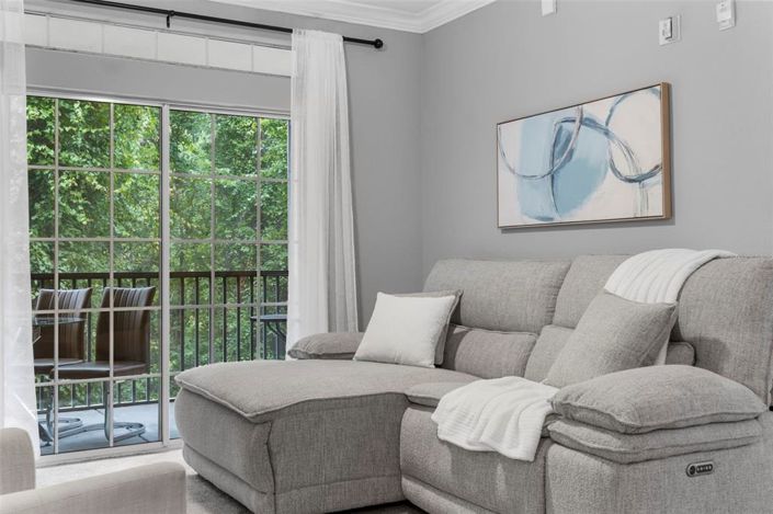 Image No.19-2 Bed Property for sale