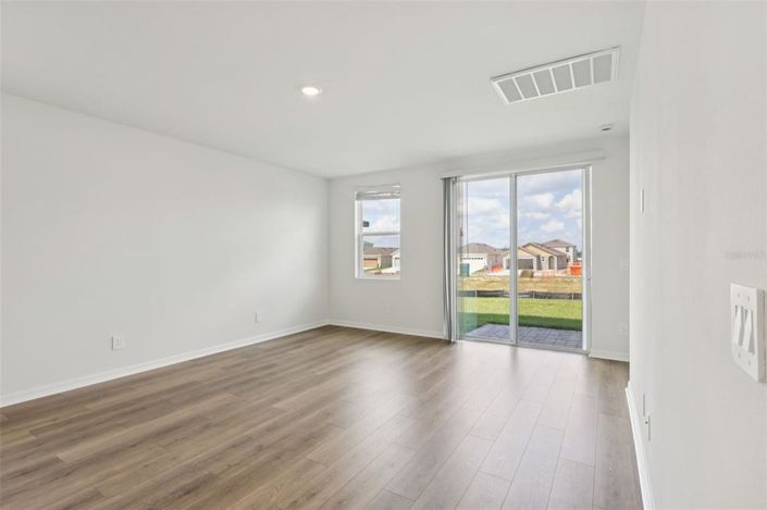 Image No.9-4 Bed Property for sale