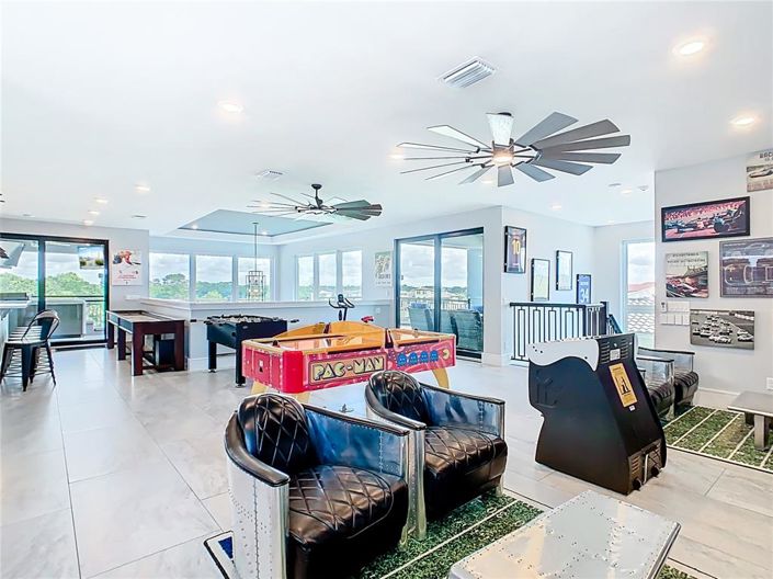 Image No.30-10 Bed Property for sale