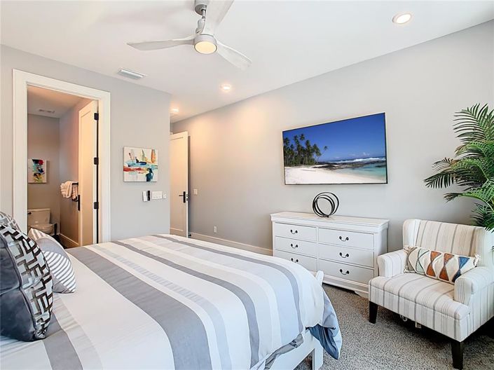 Image No.71-10 Bed Property for sale