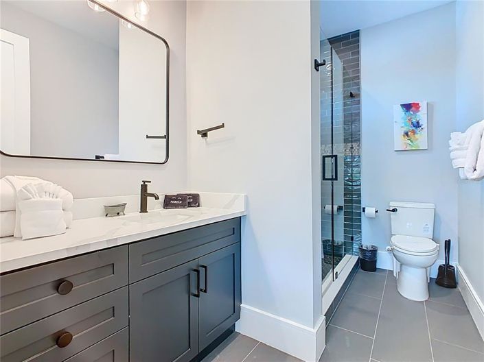 Image No.72-10 Bed Property for sale