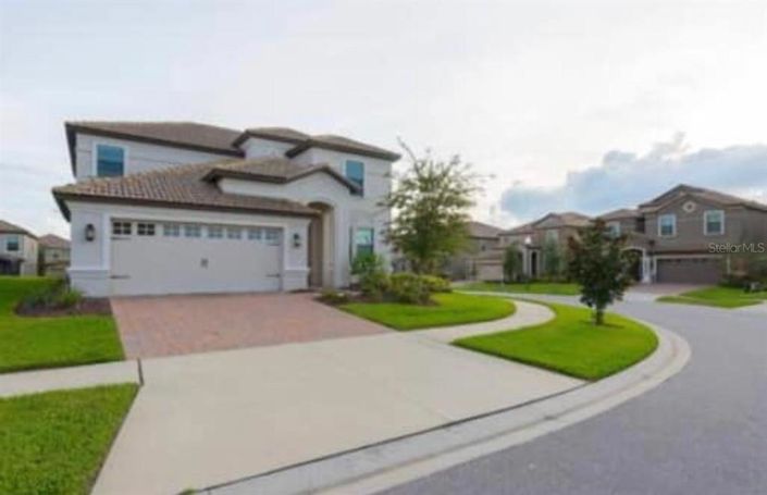 Image No.1-6 Bed Property for sale
