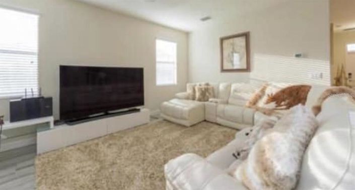 Image No.11-6 Bed Property for sale