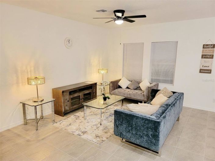 Image No.16-5 Bed Property for sale