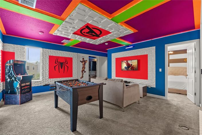 Image No.32-9 Bed Property for sale