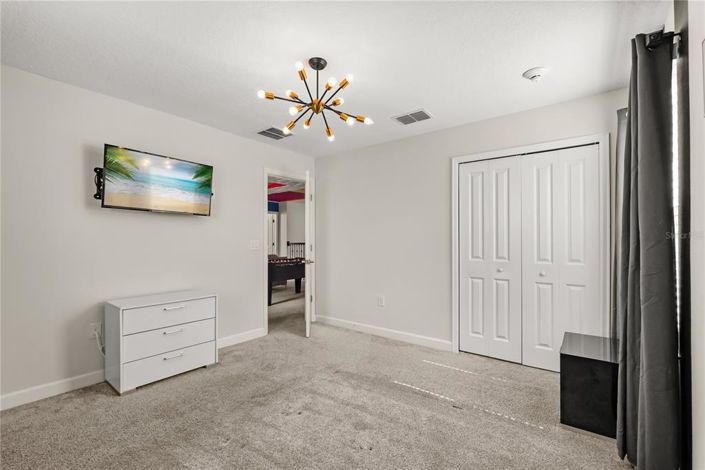 Image No.35-9 Bed Property for sale