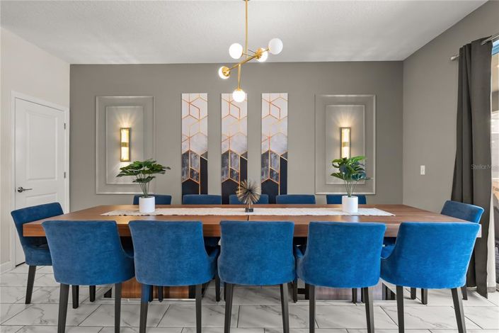 Image No.8-9 Bed Property for sale