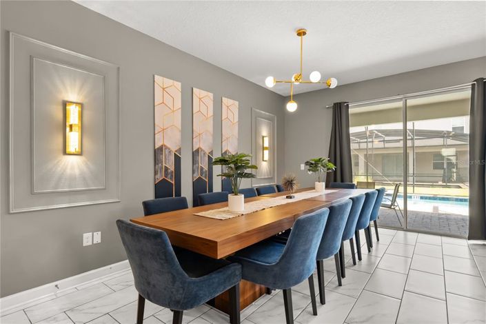 Image No.9-9 Bed Property for sale