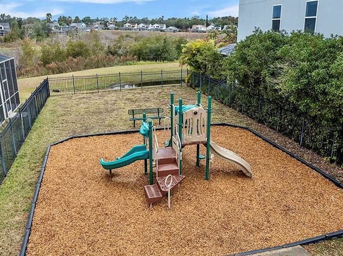 Image No.23-3 Bed Property for sale