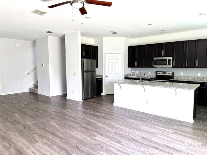 Image No.4-3 Bed Property for sale