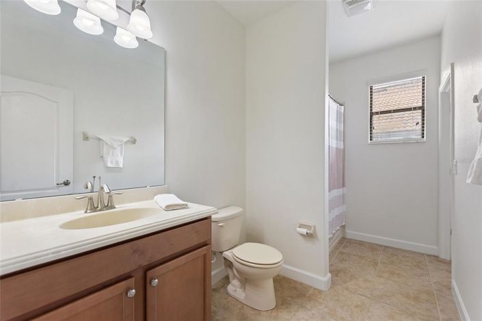 Image No.19-3 Bed Property for sale