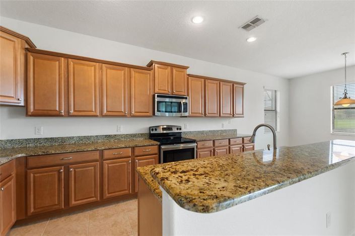 Image No.26-3 Bed Property for sale