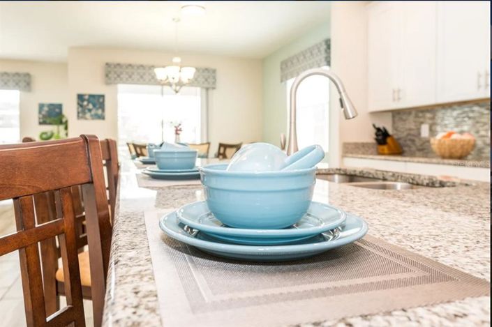 Image No.8-6 Bed Property for sale