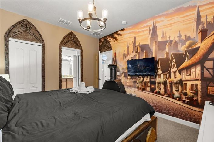 Image No.21-8 Bed Property for sale