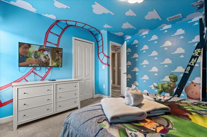 Image No.34-8 Bed Property for sale