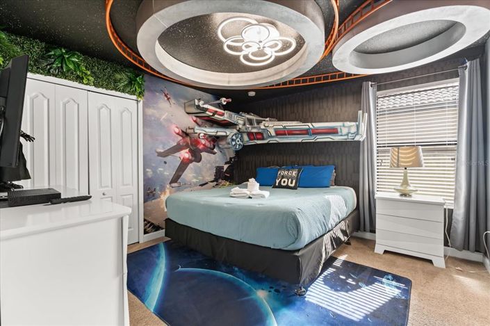 Image No.39-8 Bed Property for sale