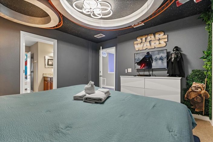 Image No.40-8 Bed Property for sale