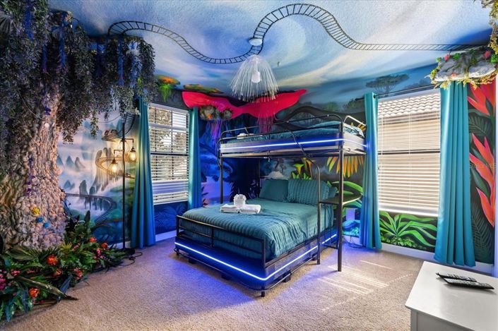 Image No.41-8 Bed Property for sale