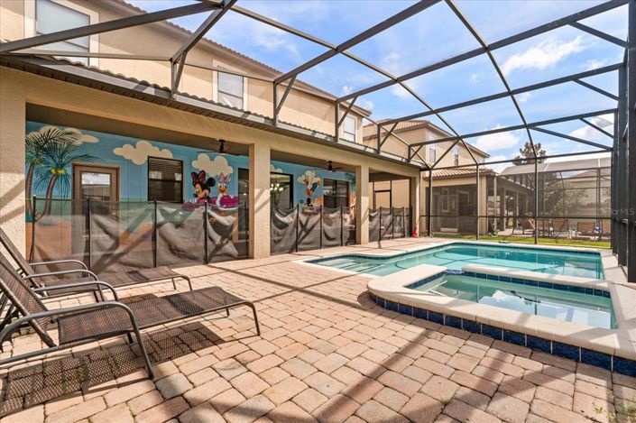 Image No.53-8 Bed Property for sale