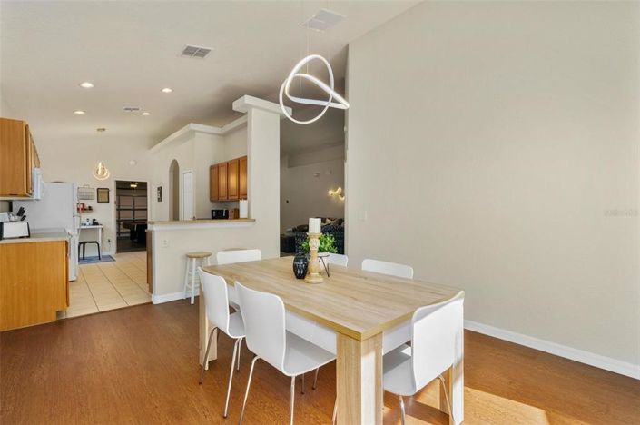 Image No.15-4 Bed Property for sale