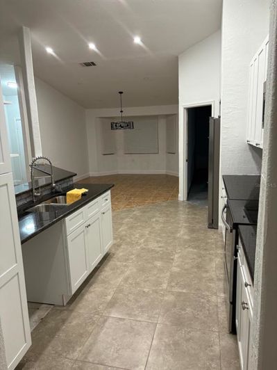 Image No.21-4 Bed Property for sale