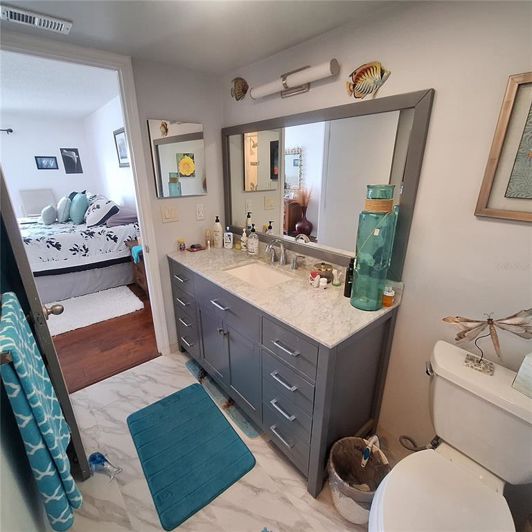 Image No.14-2 Bed Property for sale