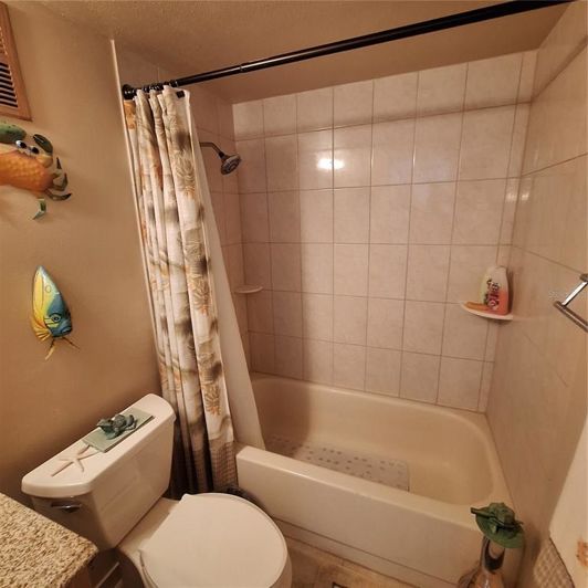 Image No.35-2 Bed Property for sale