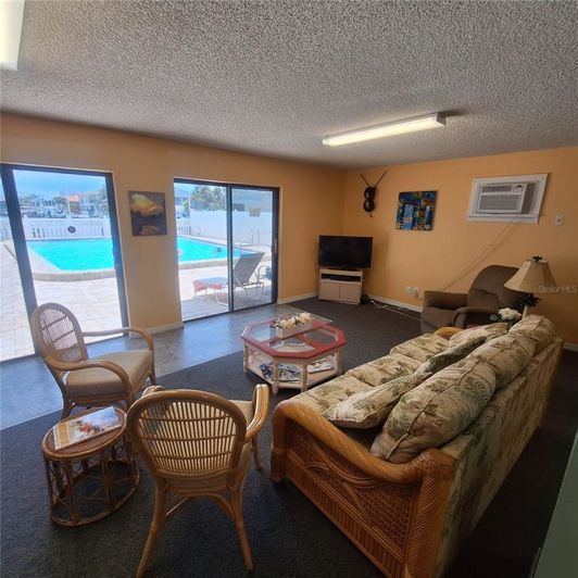 Image No.50-2 Bed Property for sale