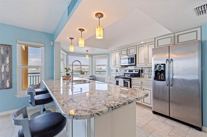 Image No.17-2 Bed Property for sale