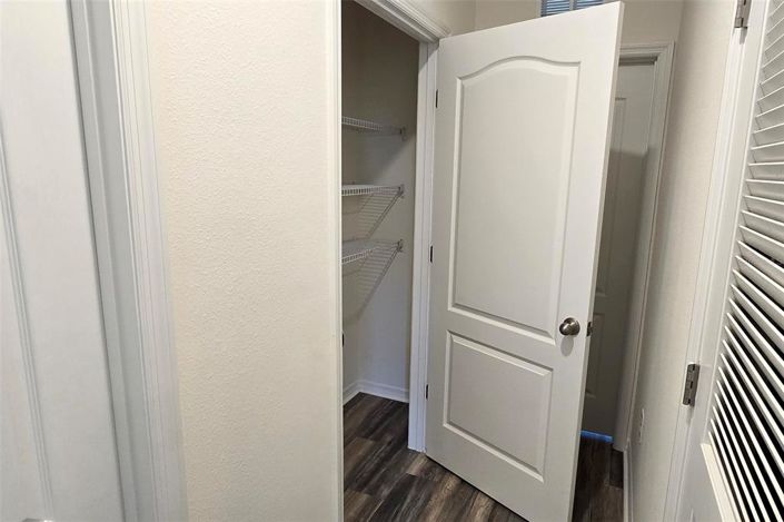 Image No.49-5 Bed Property for sale