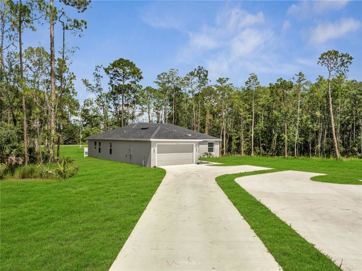 Image No.2-Propriété de 4 chambres à vendre à Kissimmee