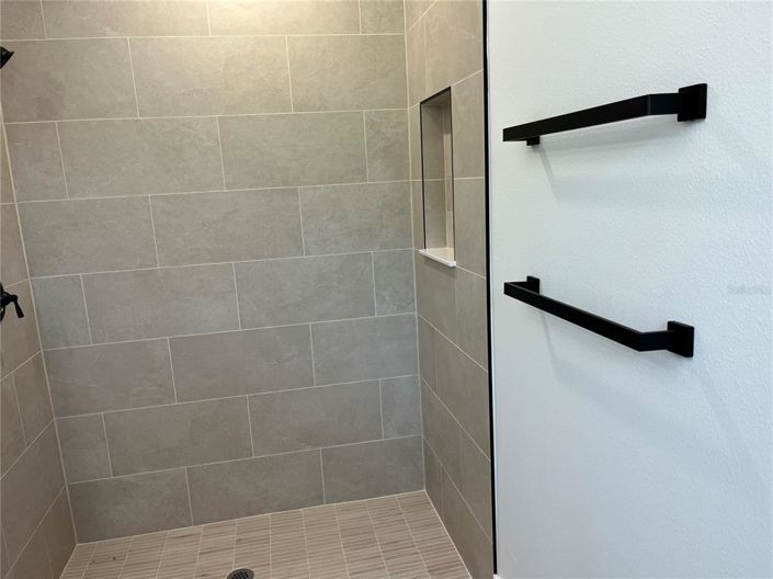 Image No.22-3 Bed Property for sale