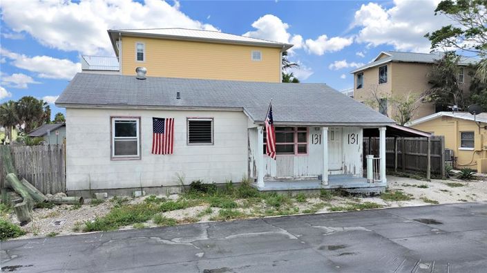 Image No.6-4 Bed Property for sale