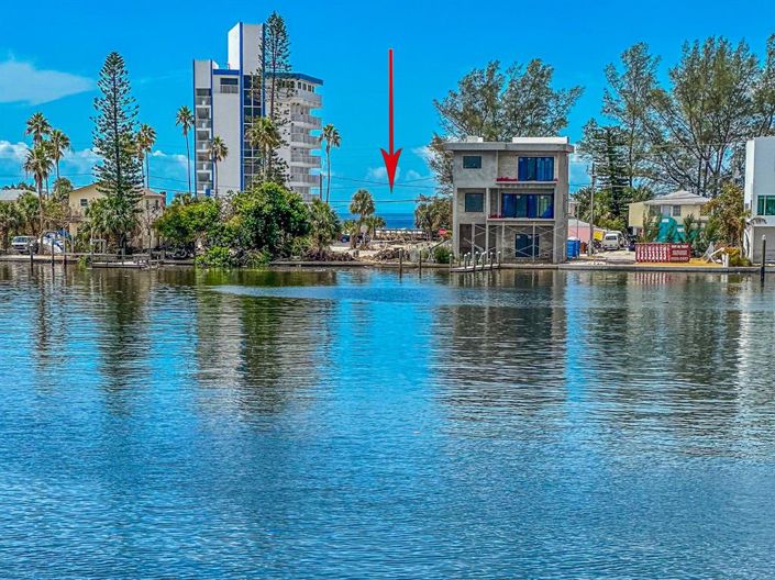 Image No.27-5 Bed Property for sale